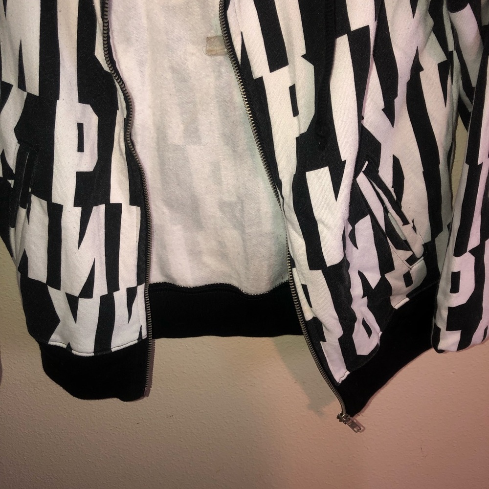 ZipUp Pink Sweater - Picture 3 of 7